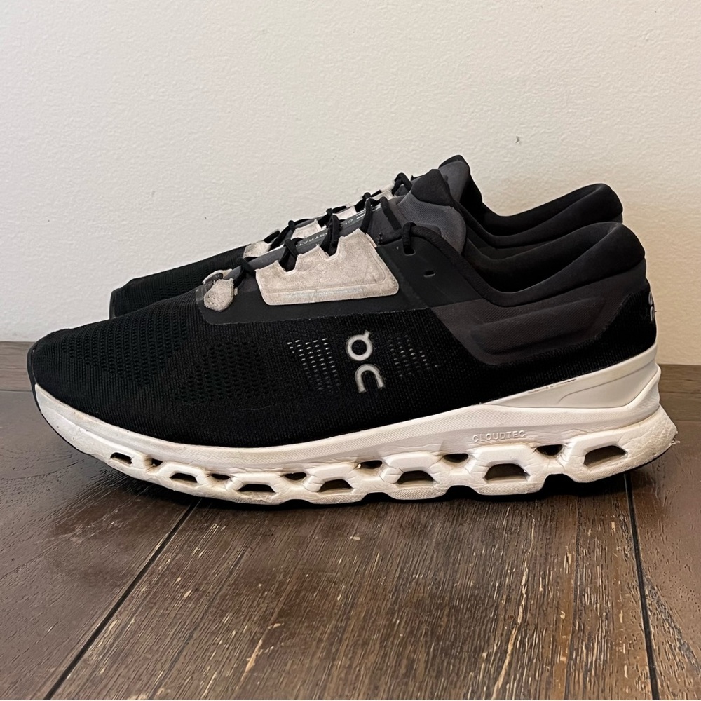 On Cloudstratus Sneakers Mens size 11